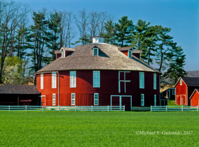 History of the American Barn Image